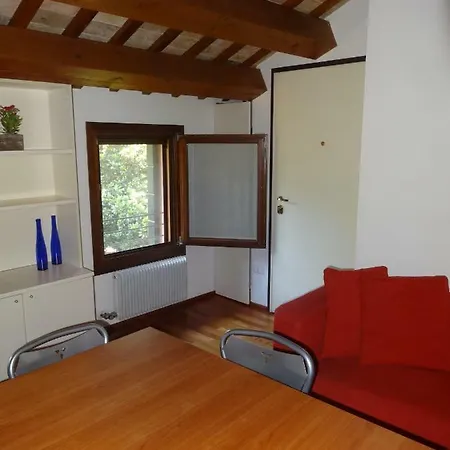 Ca' Rossa Apartament *