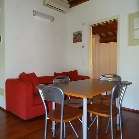 Ca' Rossa Apartman *